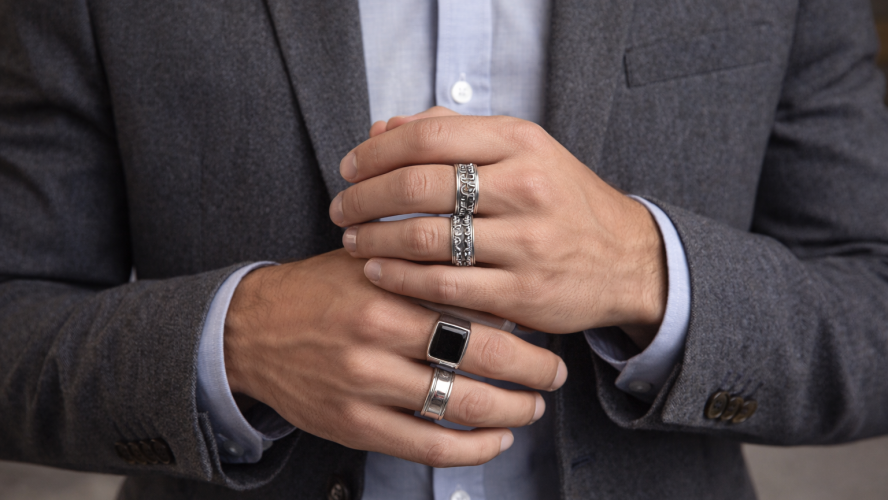 Quando o anel de prata masculino é uma boa escolha para encontros sociais?